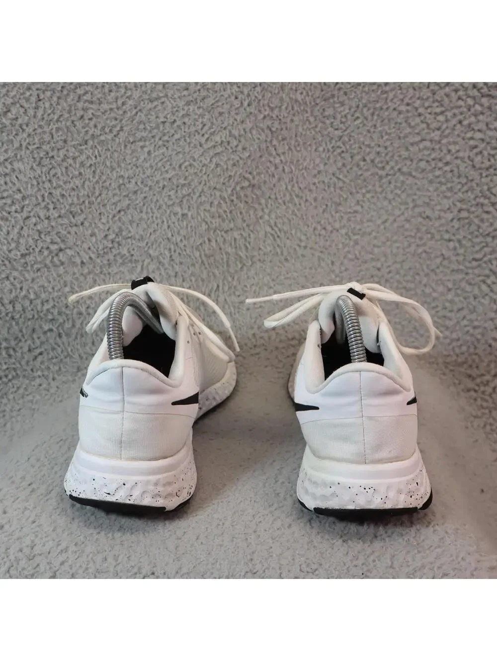 Nike Revolution 5 White Black Women US Sz 9 DJ6009-100